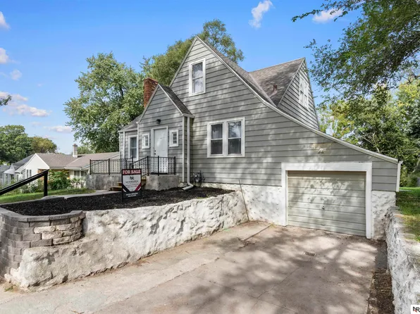 4536 Camden Ave, Omaha, NE 68104