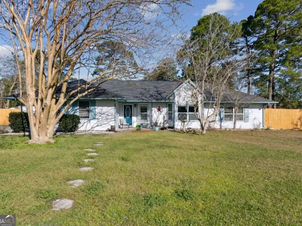 15 Merganser Way, Woodbine, GA 31569