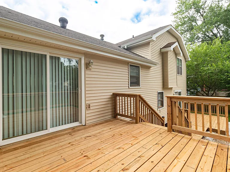 6490 N Delta Ave — Photo 32