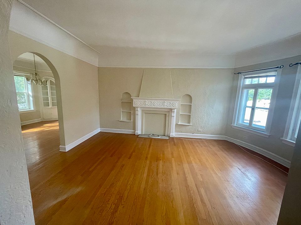 1st image of 1421 W Thome Ave APT 3N