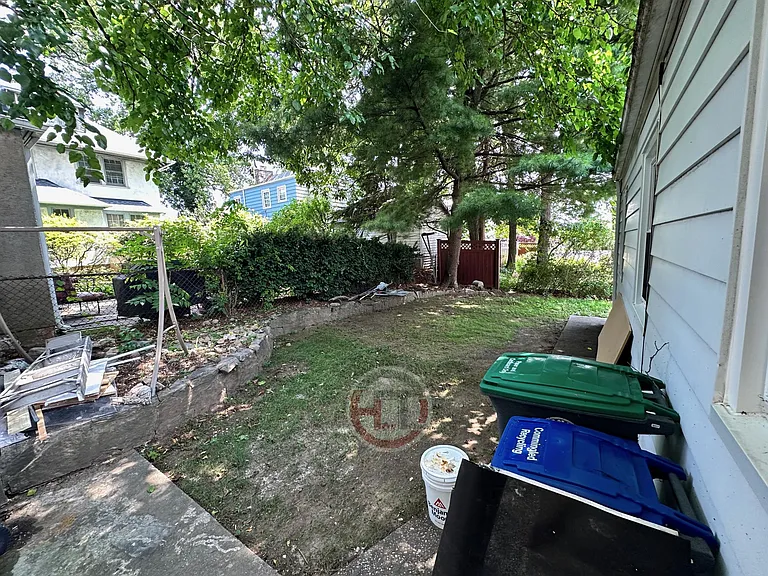 538 1st Ave #1 — Photo 7