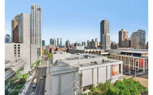 Sold by Douglas Elliman | media 23