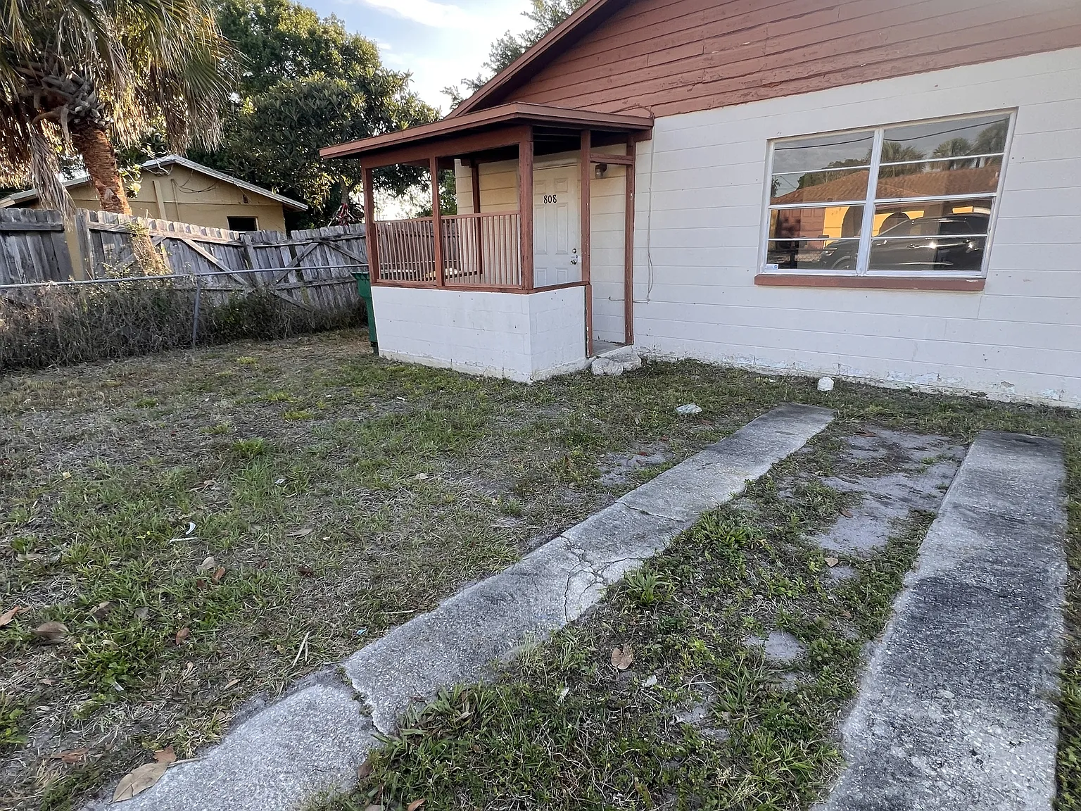 808 Johnson Street — Photo 2