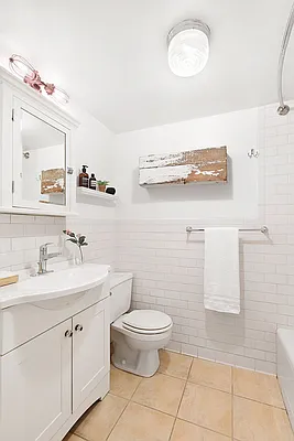 Sold by Compass | media 9