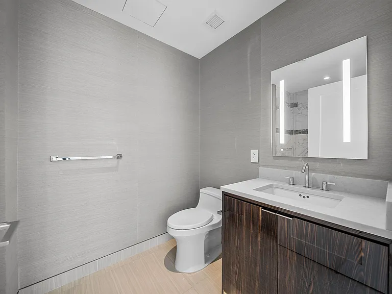 800 Avenue At Port Imperial #619 — Photo 20