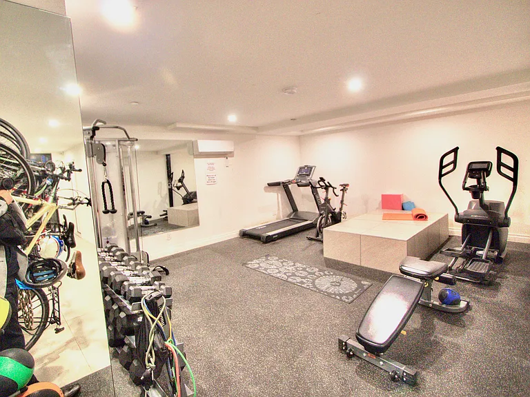 119 Kent Ave #3 — Photo 16