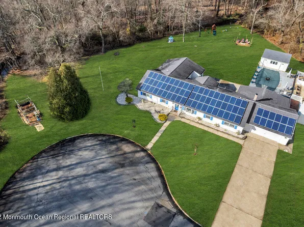 482 Macintosh Lane, Middletown, NJ 07748