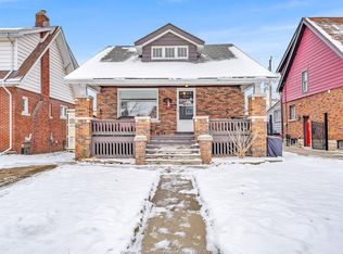 2327 Windermere Rd, Windsor, ON N8W2T1