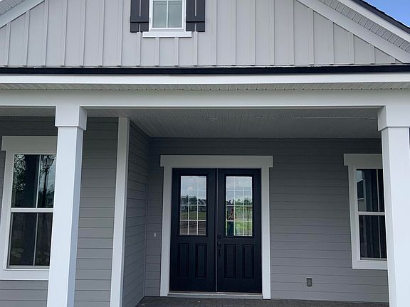 2nd image of 655 Glenneyre Cir