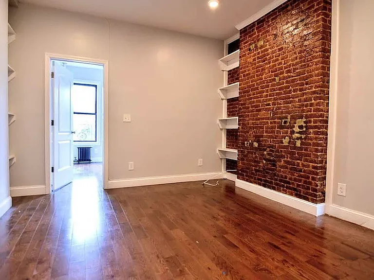 1883 Amsterdam Ave #2A — Photo 3