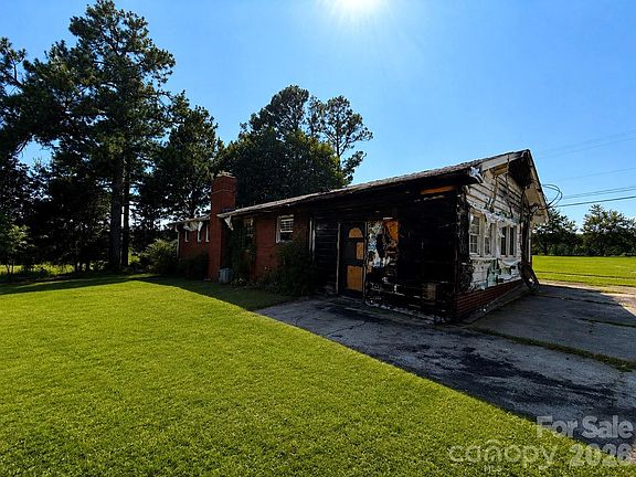 4th image of 10500 Blair Rd