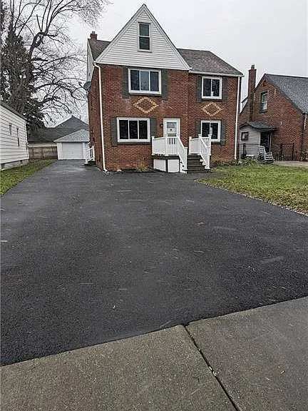 78 Kirkwood Dr — Photo 4