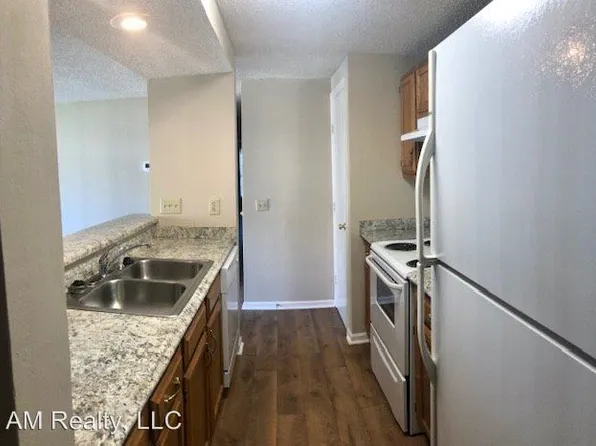 1624 Arlyn Cres #G, Charlotte, NC 28213