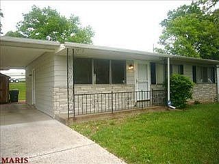 2nd image of 961 Chula Dr