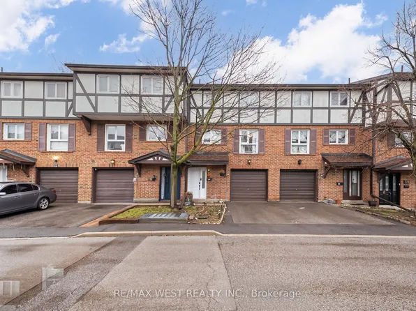 331 Trudelle St #43, Toronto, ON M1J 3J9