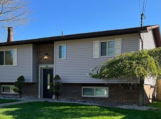 1212 17th St, Vienna, WV 26105