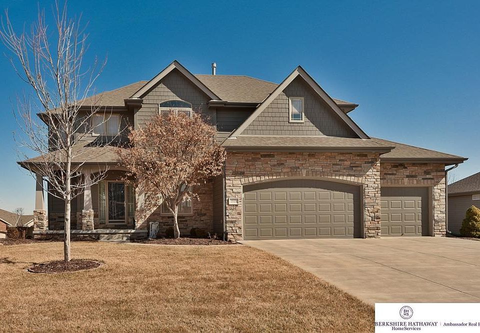 2121 Broadwater Dr, Papillion, NE 68046 Zillow