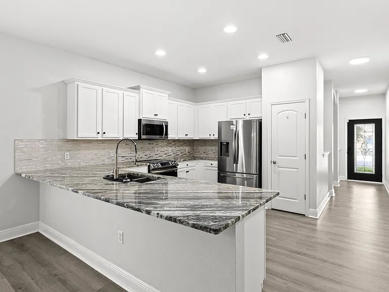 9530 Nathaniel Ln — Photo 9