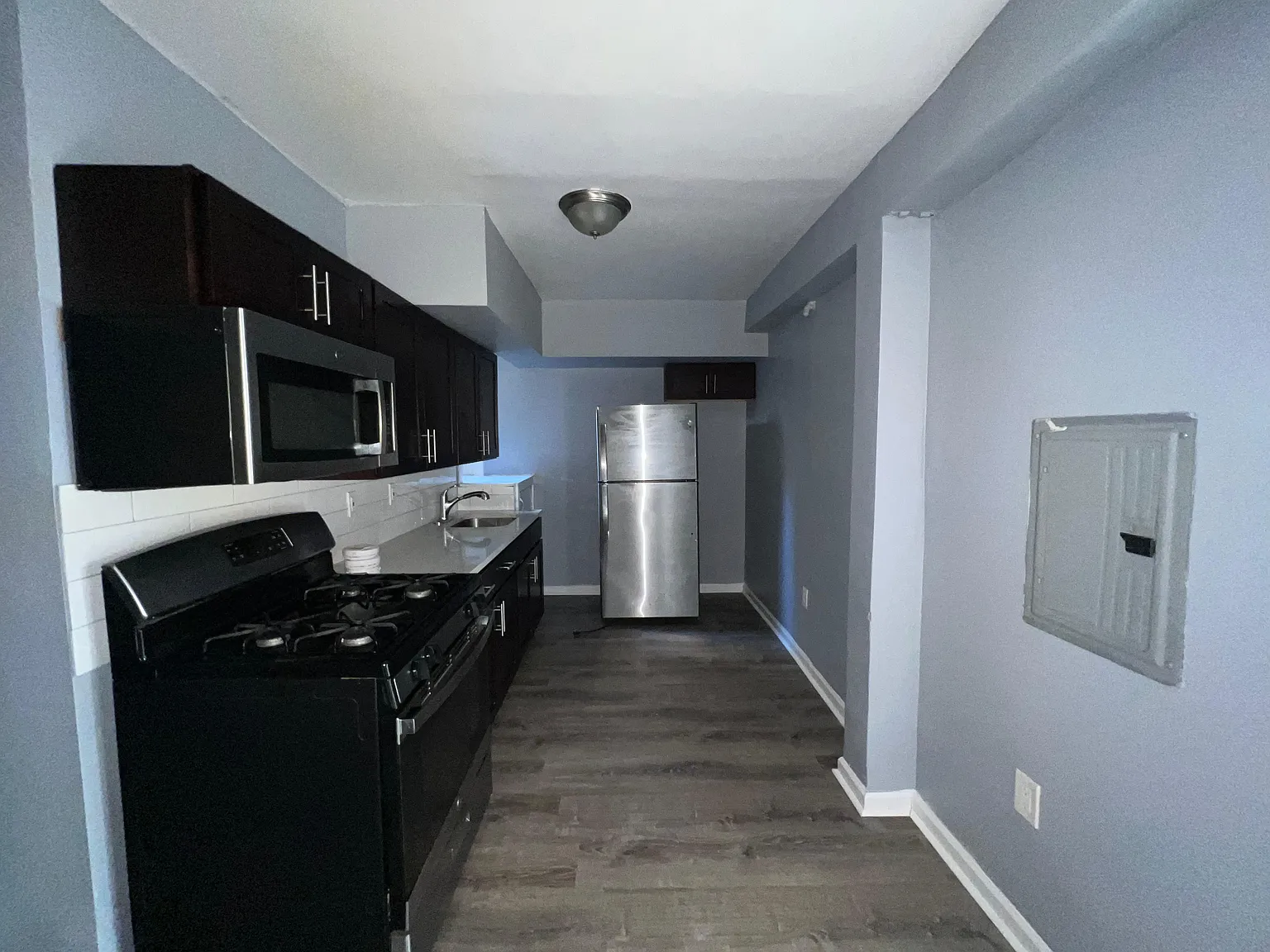 1084 John F. Kennedy Blvd — Photo 1
