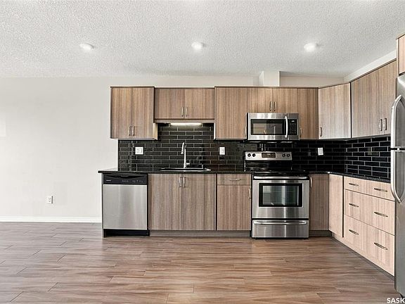 5th image of UNIT 320-915 Kristjanson ROAD