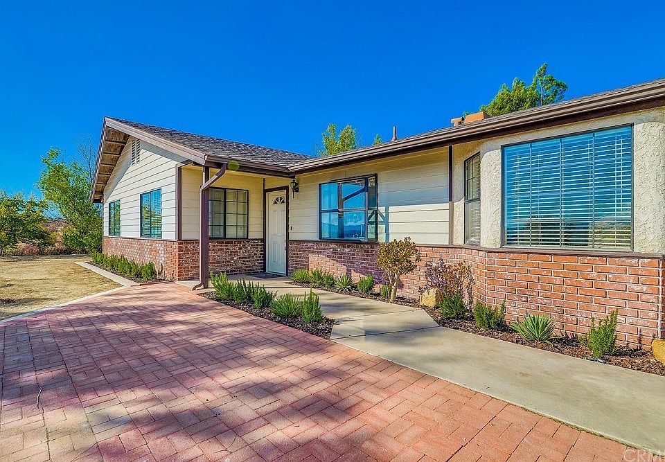 1st image of 39445 Pala Vista Dr