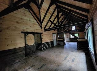 2298 Hickory Grove Rd, Oak Hill, OH 45656