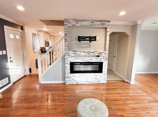 212 Ethel St, Valley Stream, NY 11580