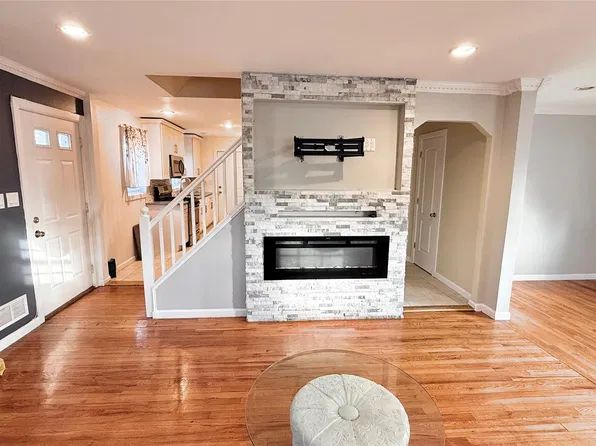 212 Ethel St, Valley Stream, NY 11580