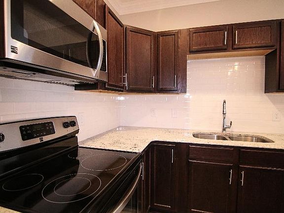 4th image of 119 Cornerstone St APT 9