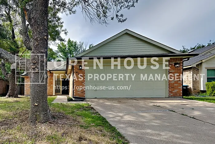 4208 Staghorn Cir N — Photo 1