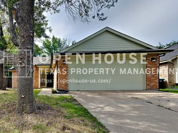 4208 Staghorn Cir N, Fort Worth, TX 76137