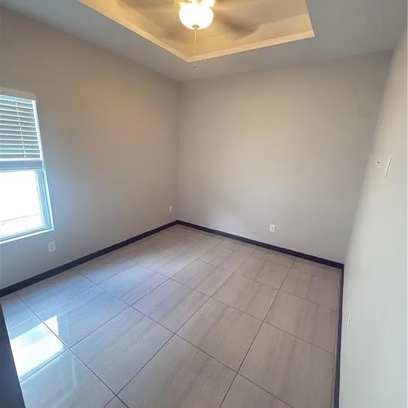809 E La Cantera Ave #4 — Photo 9