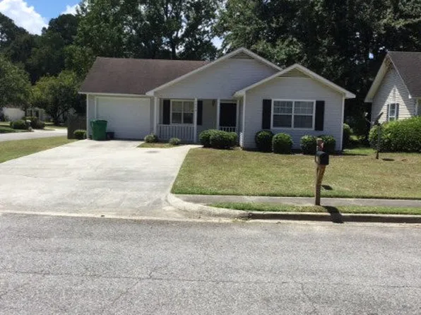 2860 Fawnwood Cir, Valdosta, GA 31602