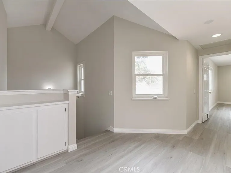 37 Wellesley #47 — Photo 31