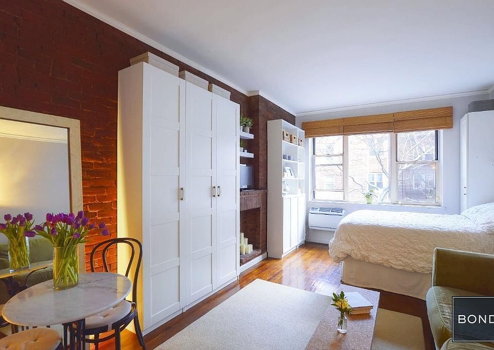 1st image of 328 E 77th St APT 3A