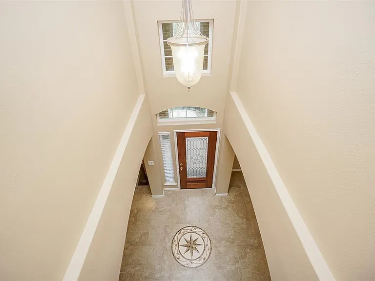 3211 London Ln — Photo 25