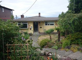 8627 Fauntleroy Pl SW, Seattle, WA 98136