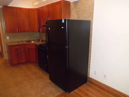 Rented by Maximus Realty Group | media 26