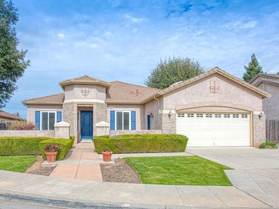 2404 E Pryor Dr, Fresno, CA, 93720