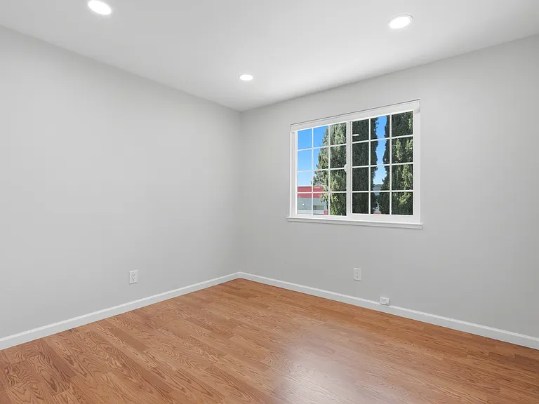 1517 David Ln — Photo 29