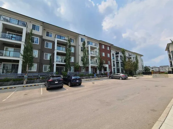 298 N Sage Meadows Park NW #1105, Calgary, AB T3P 1P5