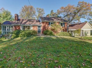 1617 Saint Annes Rd, Charlottesville, VA 22901