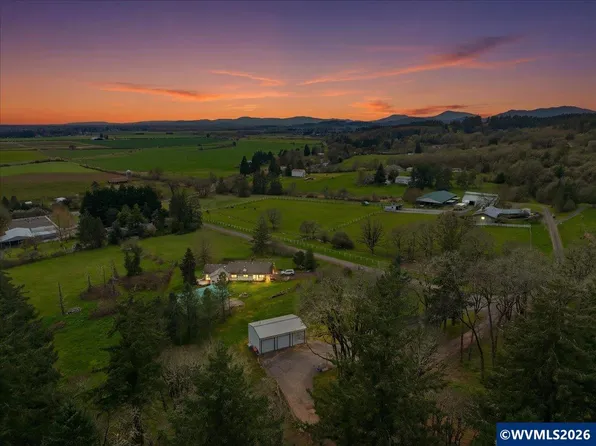 7630 NE Todd Dr, Corvallis, OR 97330