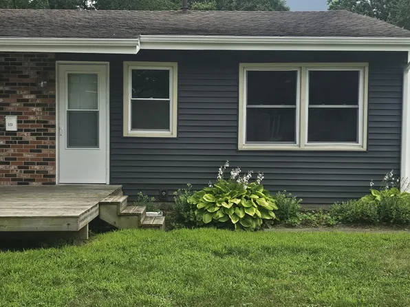 123 Brown St, Chesterton, IN 46304