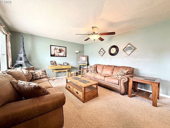 2nd image of 1561 Misty Dr