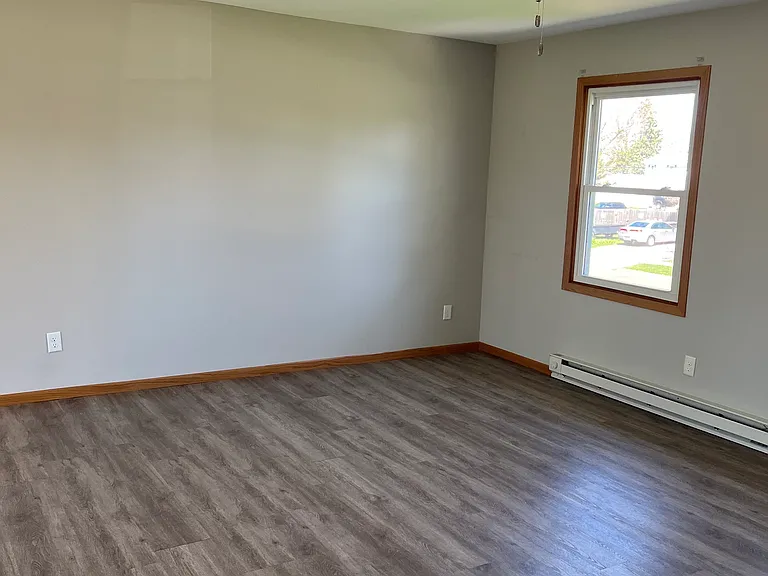208 S Cleveland Ave — Photo 2