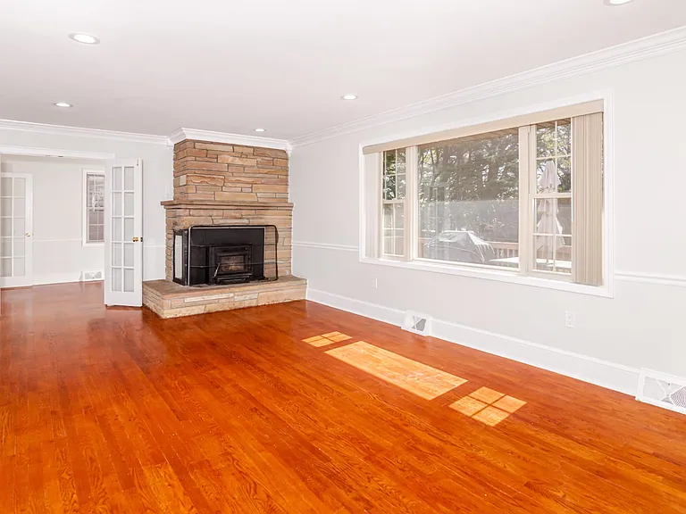 1416 Hilltop Dr — Photo 23