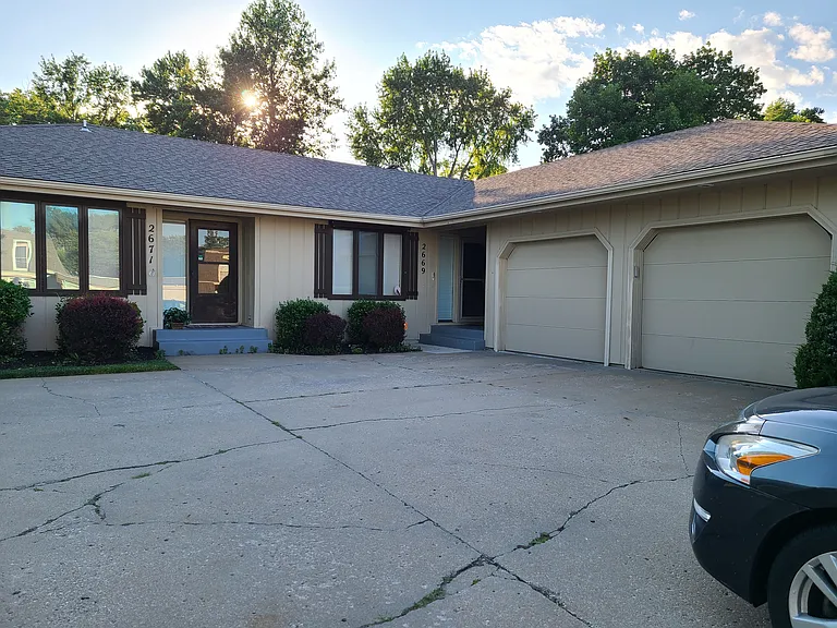 2669 SW Arrowhead Rd — Photo 3