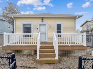 403 3rd St, Traer, IA 50675