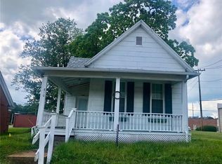 810 Oak St, Danville, IL 61832